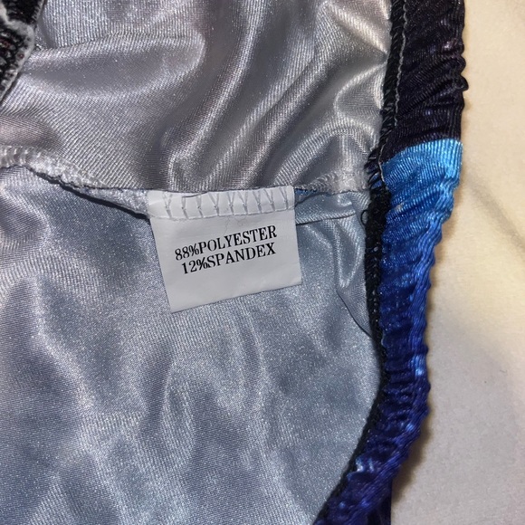 Sale! 4 for $20! Galaxy & cross leggings - Picture 4 of 7